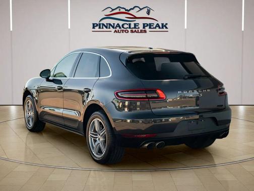 2017 Porsche Macan S