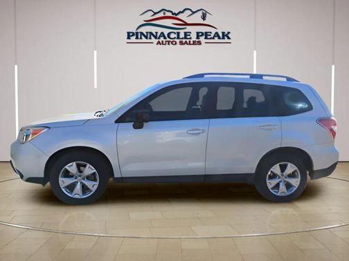 2015 Subaru Forester 2.5i