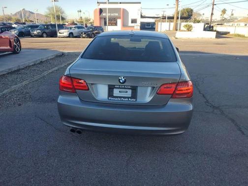 2011 BMW 328 328i Coupe 2D