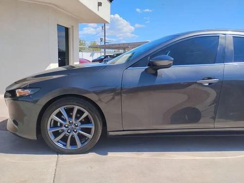 2024 Mazda Mazda3 FWD w/Preferred Package