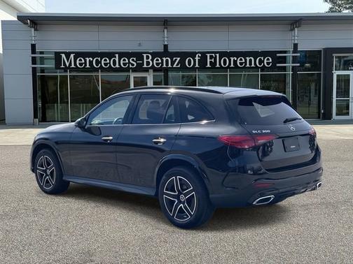 2024 Mercedes-Benz GLC 300 