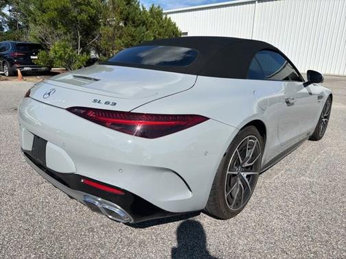 MANUFAKTUR Alpine Grey Non-Metallic 2023 Mercedes-Benz AMG SL 63 Base