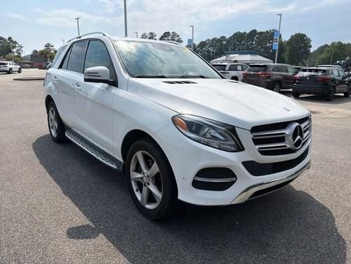 Polar White 2017 Mercedes-Benz GLE 350 Base