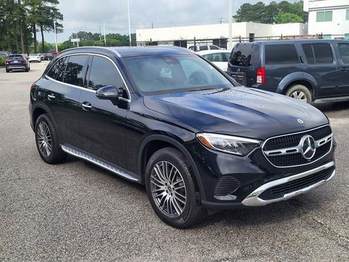 2024 Mercedes-Benz GLC 300