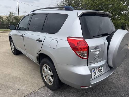 2007 Toyota RAV4 Base