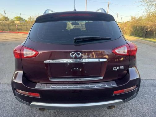 2017 INFINITI QX50 Base