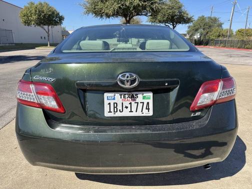 2011 Toyota Camry LE