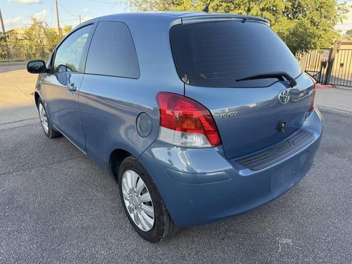 2009 Toyota Yaris Base