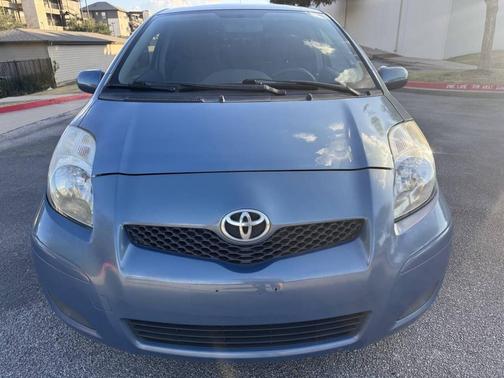 2009 Toyota Yaris Base