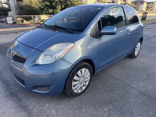 2009 Toyota Yaris Base