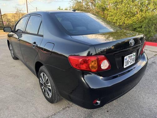 Black Sand Pearl 2010 Toyota Corolla LE