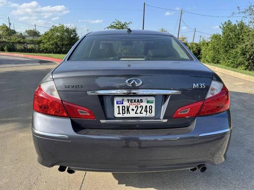 Platinum Graphite 2010 INFINITI M35 Base