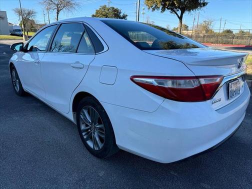 2015 Toyota Camry SE