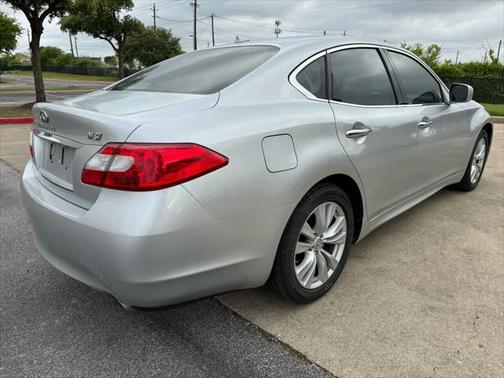 2011 INFINITI M37 Base