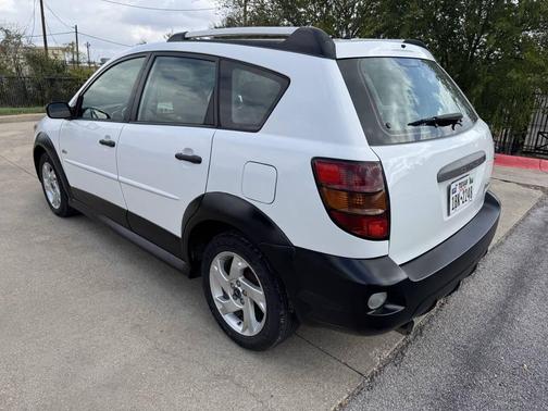 2007 Pontiac Vibe Base