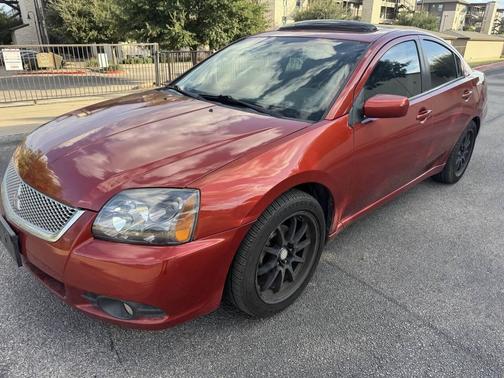 2011 Mitsubishi Galant Base