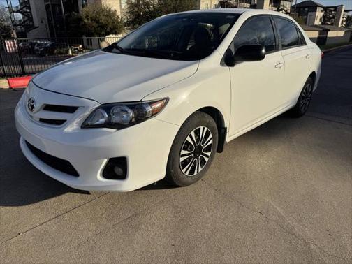 2011 Toyota Corolla LE