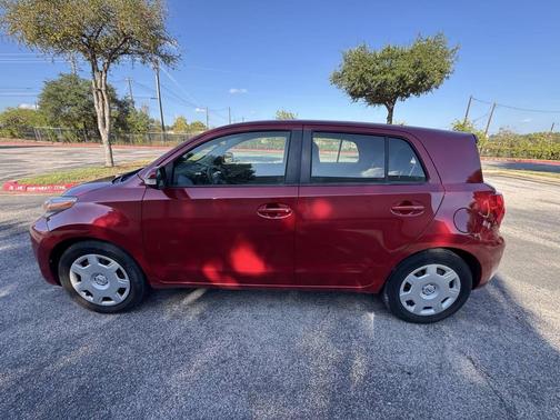 2008 Scion xD Base 4dr Hatchback 5M