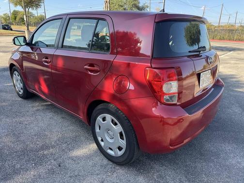 2008 Scion xD Base 4dr Hatchback 5M