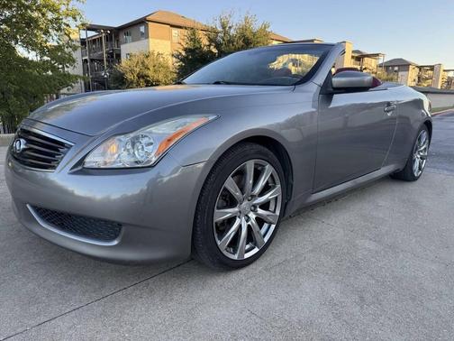 2009 INFINITI G37 Base