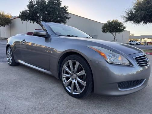 2009 INFINITI G37 Base