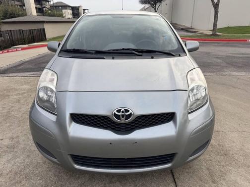 2009 Toyota Yaris Base
