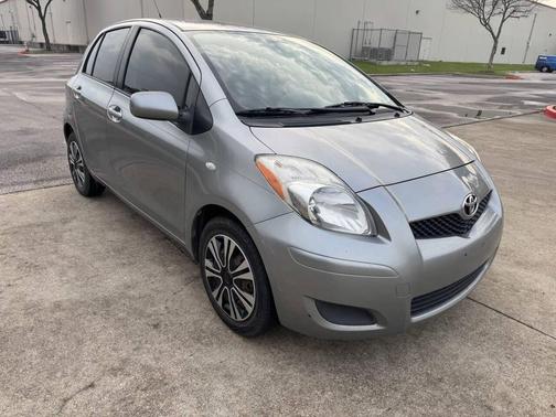 2009 Toyota Yaris Base