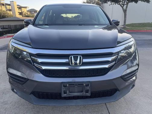 2017 Honda Pilot EX