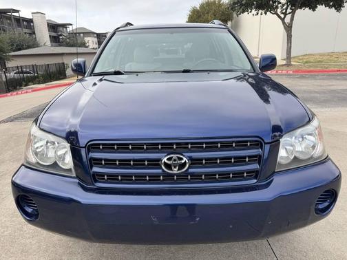 2003 Toyota Highlander Base