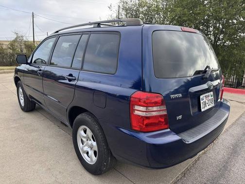 2003 Toyota Highlander Base