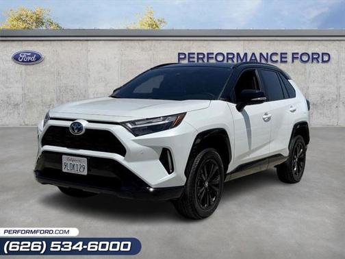 2024 Toyota RAV4 Hybrid SE