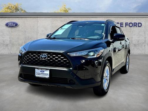 2023 Toyota Corolla Cross LE