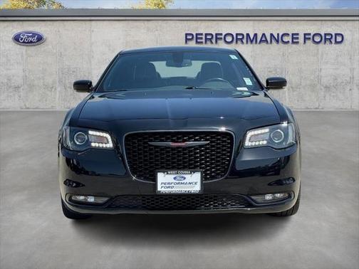 2022 Chrysler 300 S