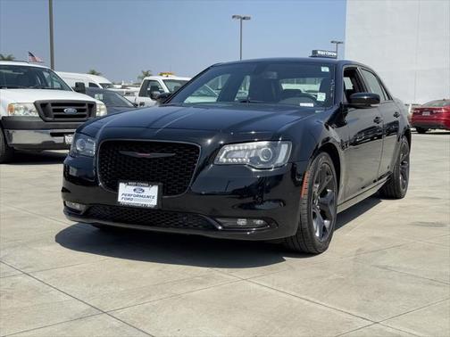 2022 Chrysler 300 S