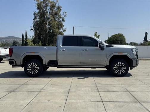 2024 GMC Sierra 2500 Denali Ultimate