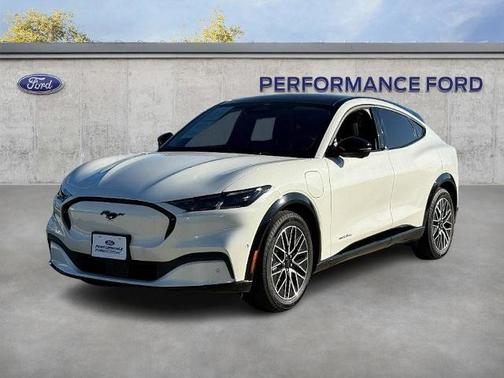 2024 Ford Mustang Mach-E PREMIUM