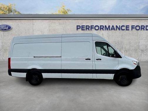 2025 Mercedes-Benz Sprinter 2500 High Roof
