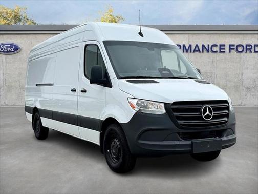 2025 Mercedes-Benz Sprinter 2500 High Roof