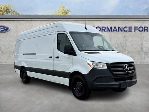 2025 Mercedes-Benz Sprinter 2500 High Roof