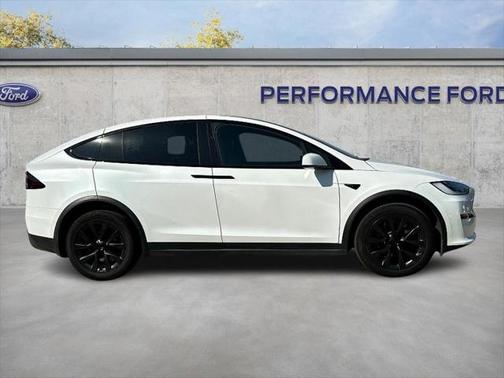 2022 Tesla Model X Dual Motor All-Wheel Drive