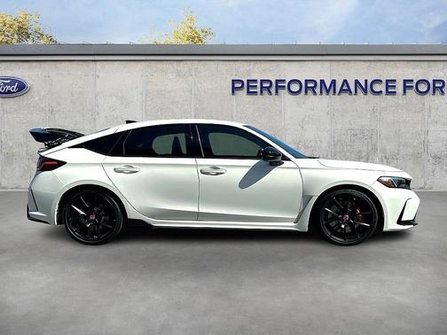 2025 Honda Civic Type R Base