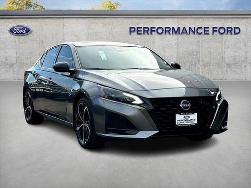 2024 Nissan Altima SR FWD