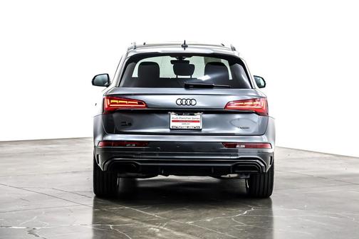 2023 Audi Q5 55 S line Prestige