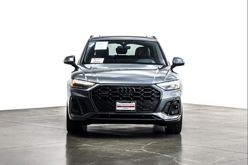 2023 Audi Q5 55 S line Prestige