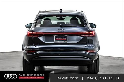 2025 Audi Q6 e-tron Premium Plus quattro