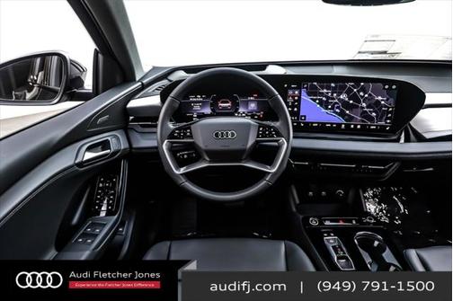 2025 Audi Q6 e-tron Premium Plus quattro