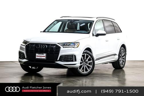 2023 Audi Q7 45 Premium Plus