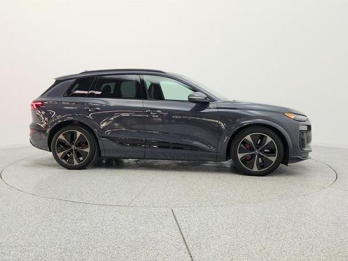 Magnet Gray 2025 Audi SQ6 e-tron Prestige quattro