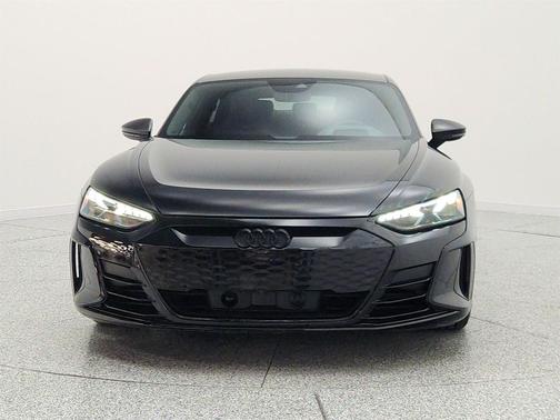 Mythos Black Metallic 2022 Audi RS e-tron GT quattro