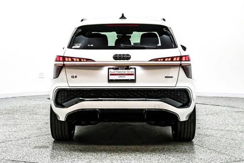 Arkona White 2026 Audi Q3 TFSI quattro S tronic